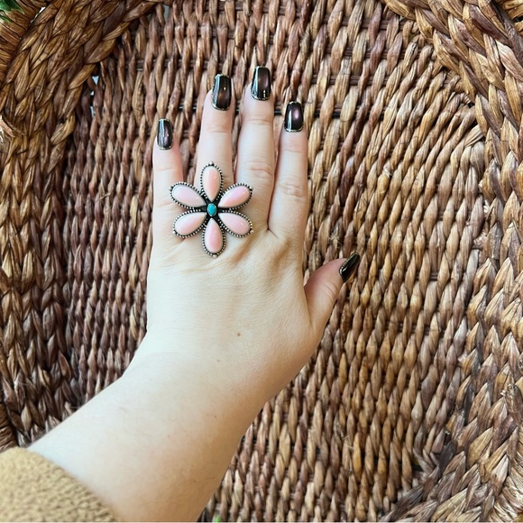 Queen Conch & Kingman Turquoise Flower Statement Ring 925 Sterling Silver | 8.5 - Picture 7 of 15